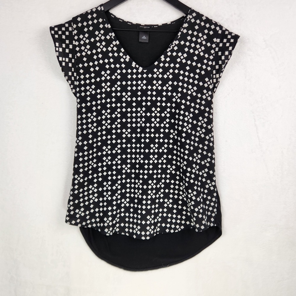 Ann Taylor Top Womens Medium Black White Geo Print Career Capsule Professional